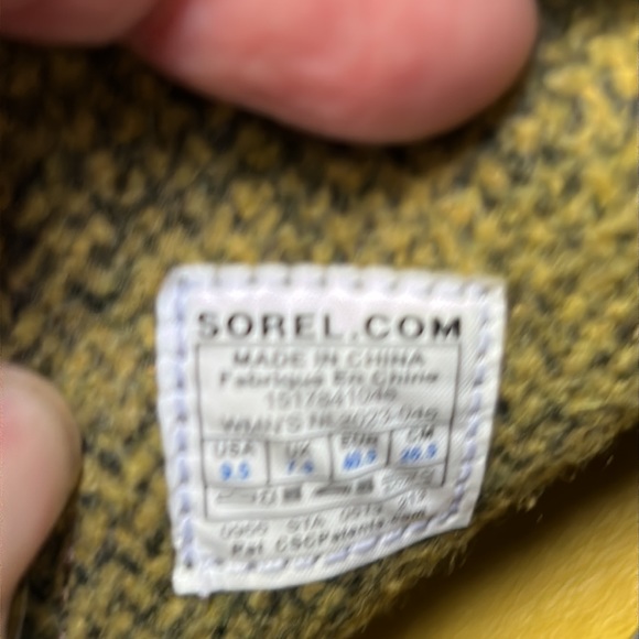 SOLD Sorel slip on ankle boots 🥾 size 9.5 preloved ❤️ - Picture 4 of 8